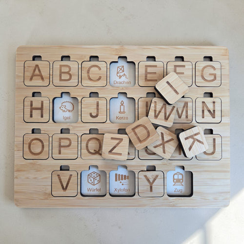 Alphabet Puzzle Montessori aus Holz & Bambus - 1