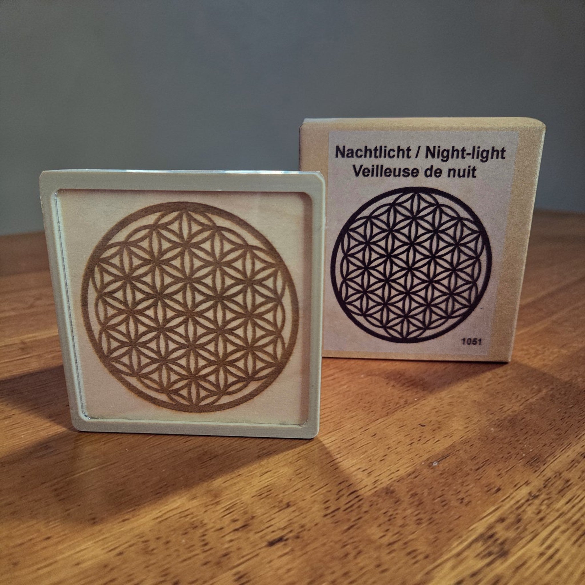 Nachtlicht Holz Ahorn – Blume des Lebens